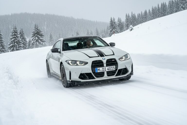 SportAuto testoval zimné pneumatiky na BMW M4 s pohonom zadných kolies v reálnych zimných podmienkach: najlepšie pneumatiky v rozmere 275/35 R19