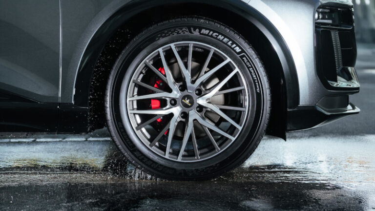 Michelin Pilot Sport 5 Energy: letná pneumatika UHP s EU štítkom A/A optimalizovaná pre elektromobily