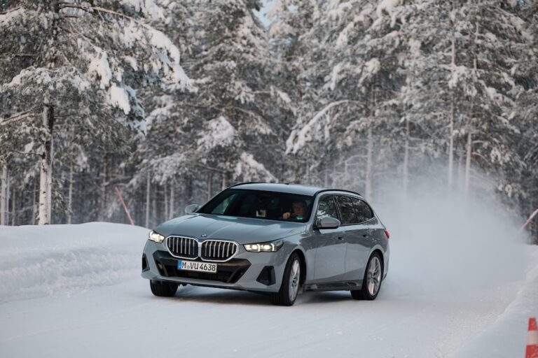 Test pneumatík AUTO BILD 2026: 245/45 R19 — zimné pneumatiky — Continental & Michelin