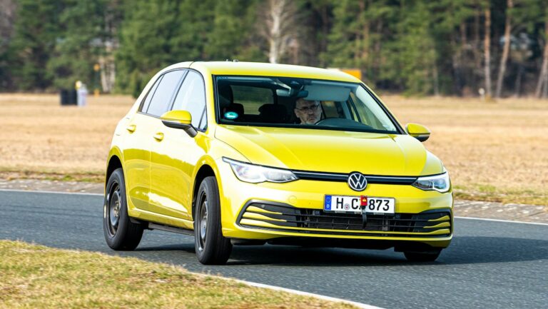 Test pneumatík Auto Express 2026: 205/55 R16 — celoročné pneumatiky