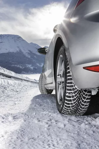 GoodYear UltraGrip 9+ Náhľadový obrázok 3744x5616