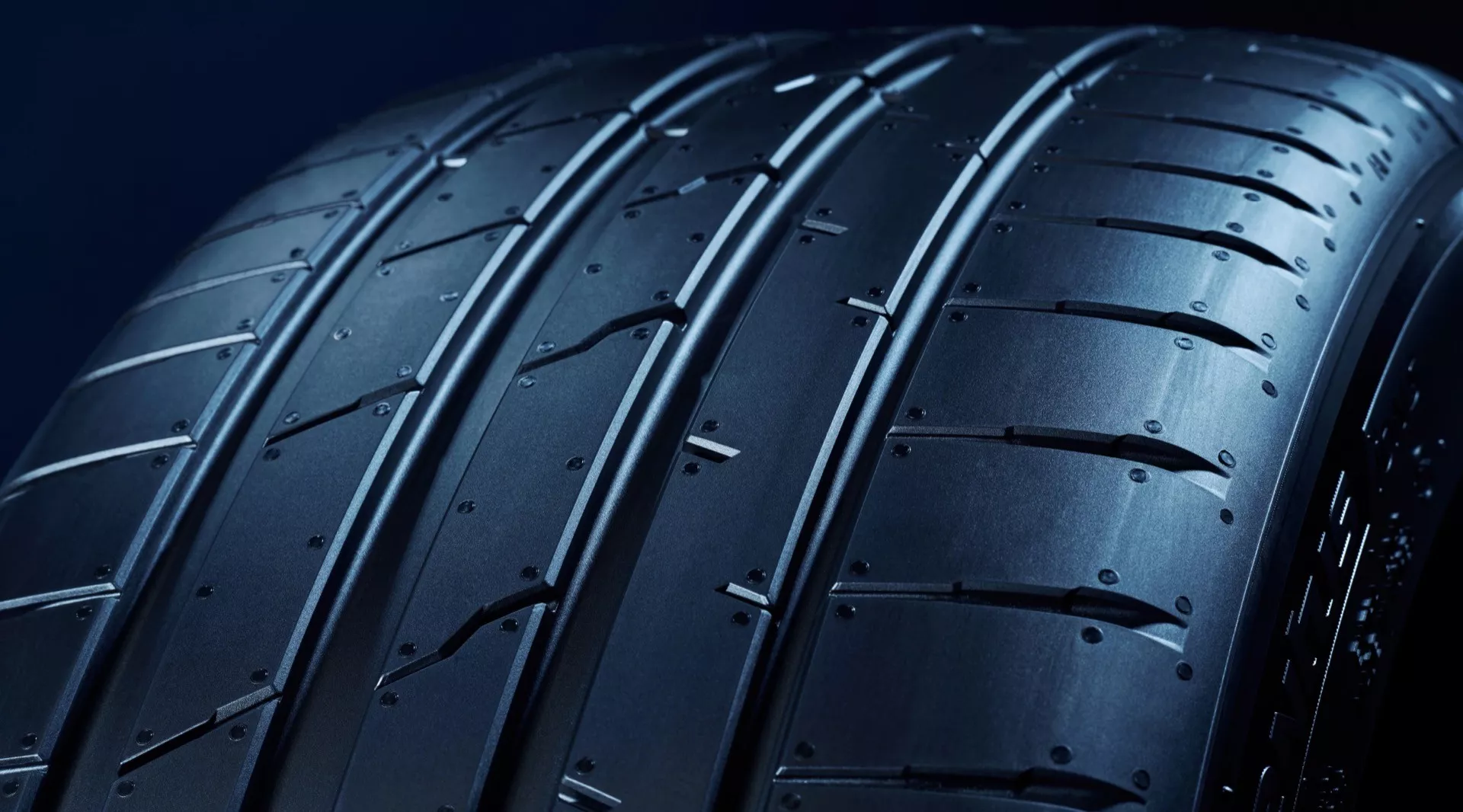 Hankook iON evo SUV IK01A Obrázok