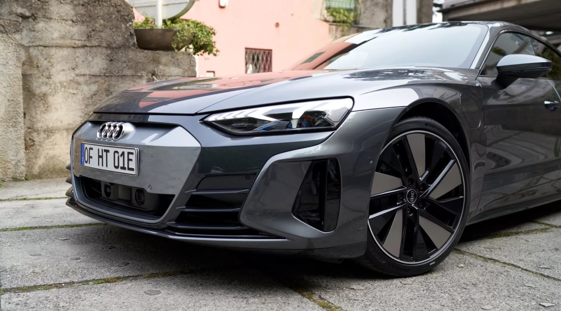 Hankook ION Evo Obrázok