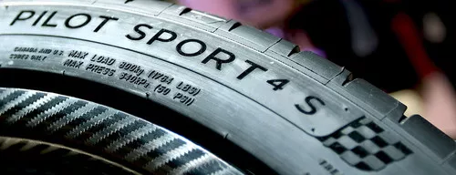Michelin Pilot Sport 4 S Náhľadový obrázok 1040x400