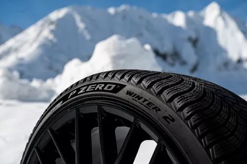 Pirelli P Zero Winter 2 Náhľadový obrázok 3840x2555