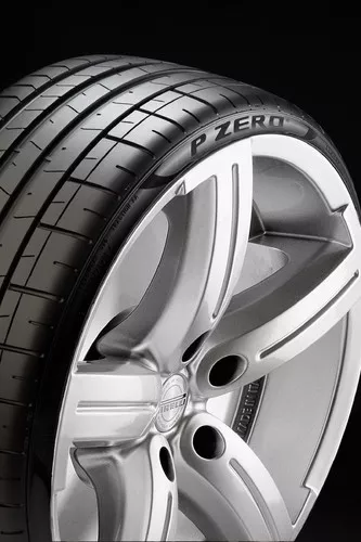 Pirelli P ZERO Náhľadový obrázok 1632x2449